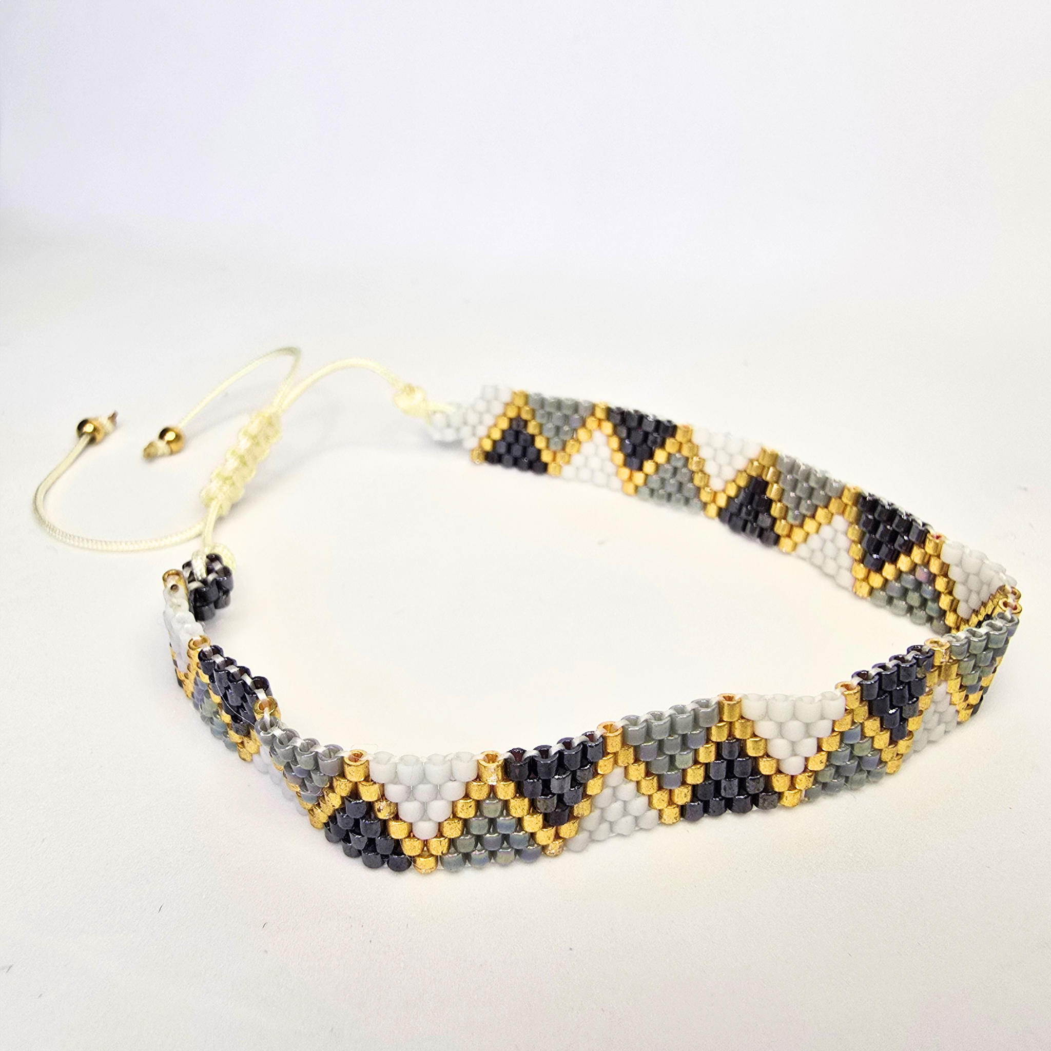 Triangle Bracelet Kit