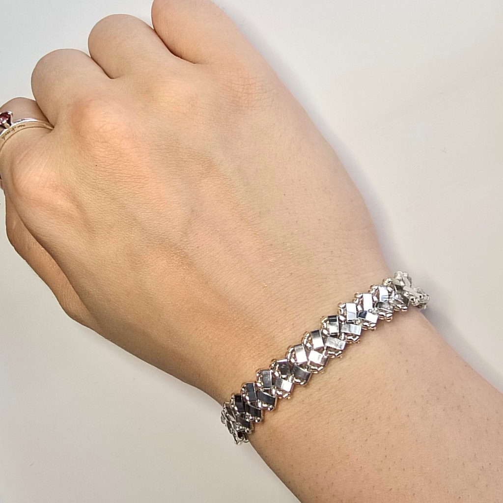 Half Tila Cross Bracelet Kit